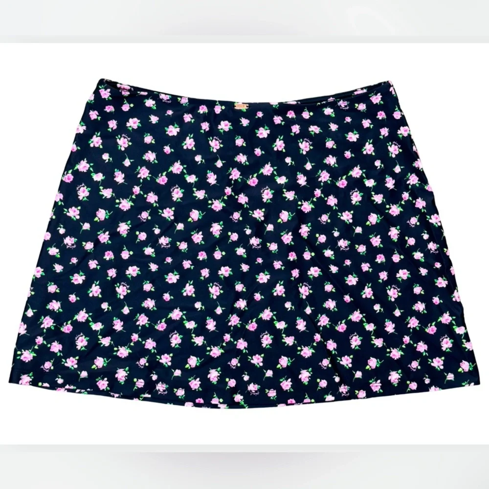 PiNK Victoria’s Secret Black Roses Swim Cover Up Skirt Medium - Picture 2 of 7